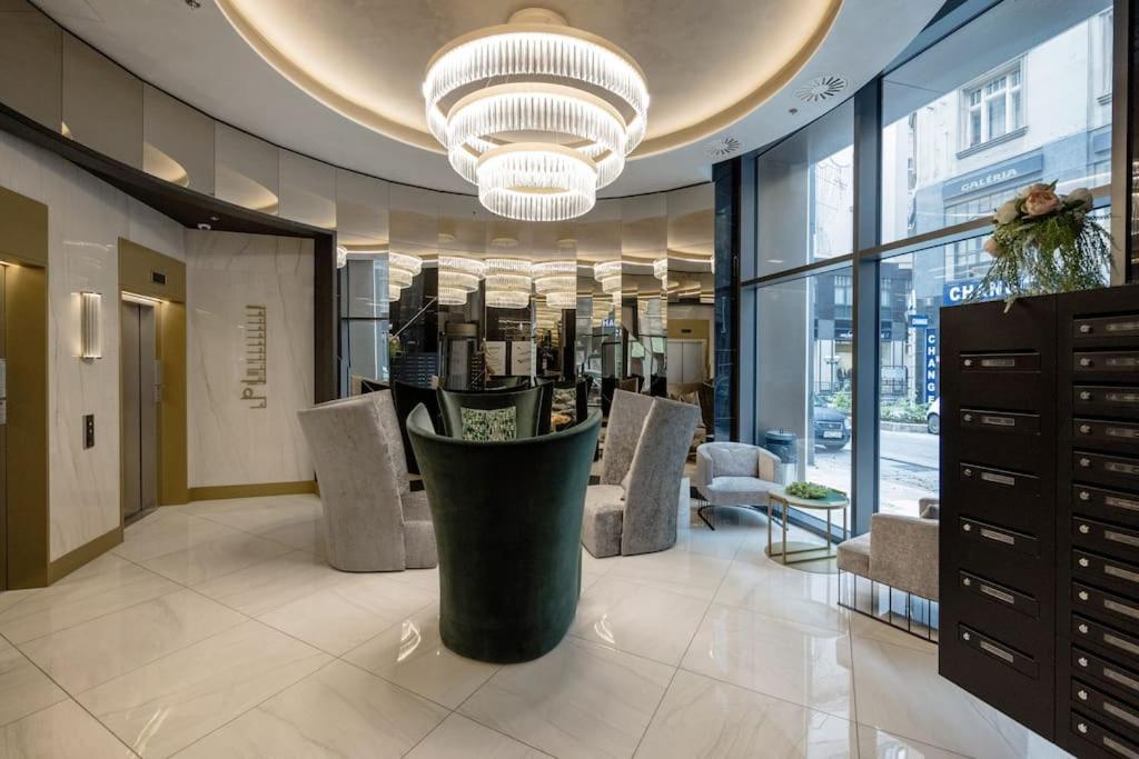 Apartament High-end W Gym/sauna/balcony/security *